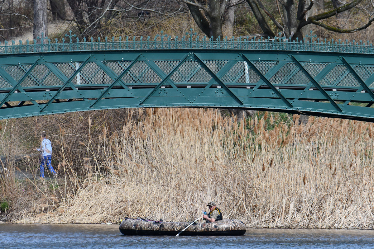 Weekend at Washington Park Lake 18
